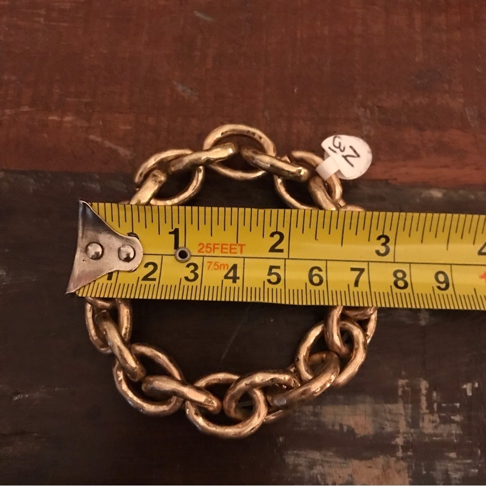 ▪️Hammered Gold Bracelet - Picture 2 of 3